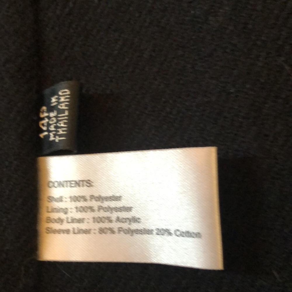 Full length Gallery Coat. Barely worn. - Picture 6 of 6